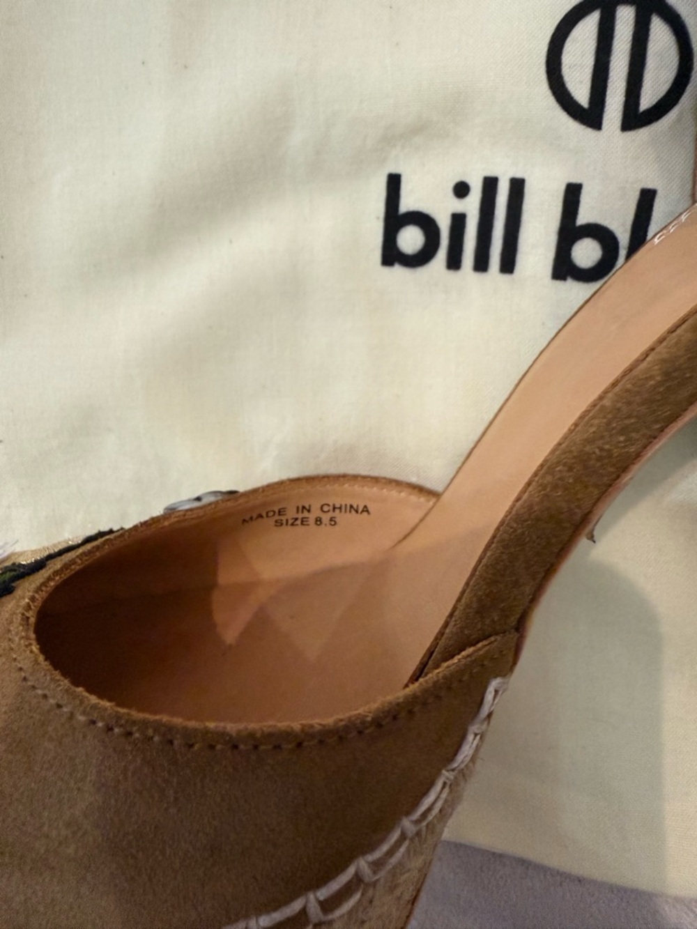 Bill Blass Floral Embroidered Platform Heels Women 8.5 Brown Suede Ankle Strap - Picture 9 of 11